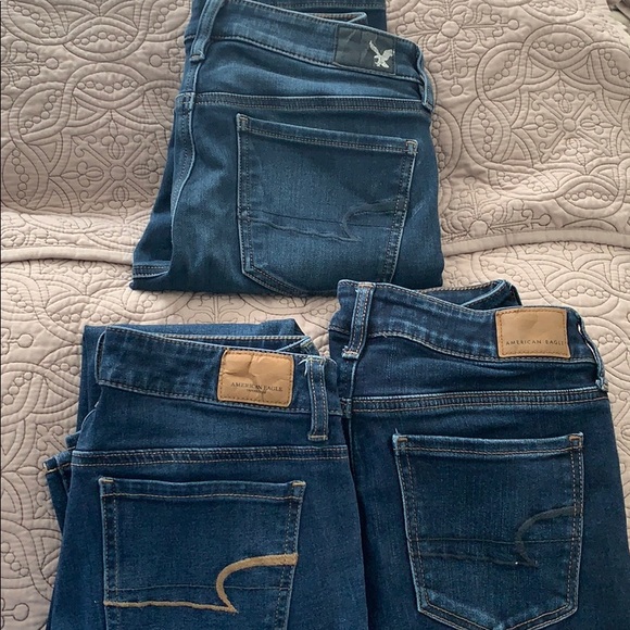 Bundle of 3 pairs of jeans, 1 Capri, and 1 short - Picture 1 of 3